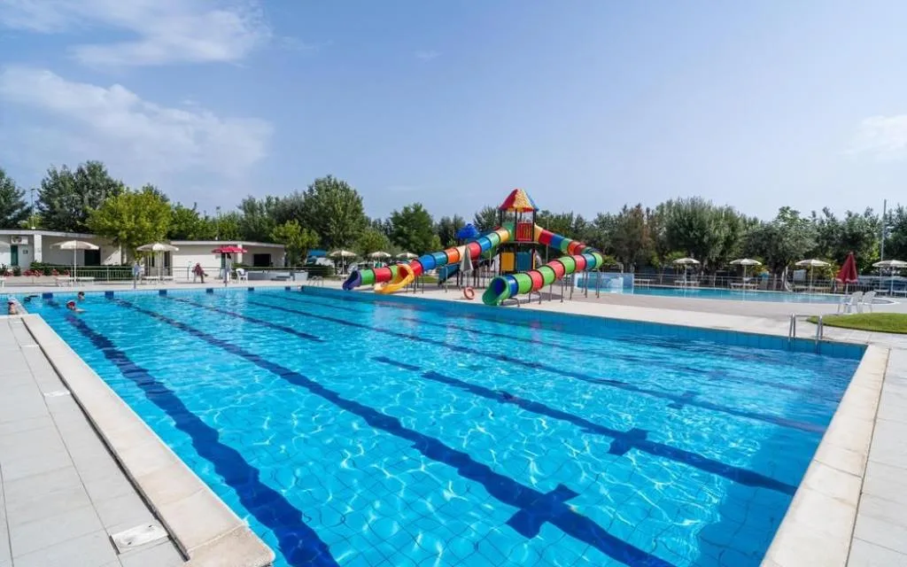 Piscina