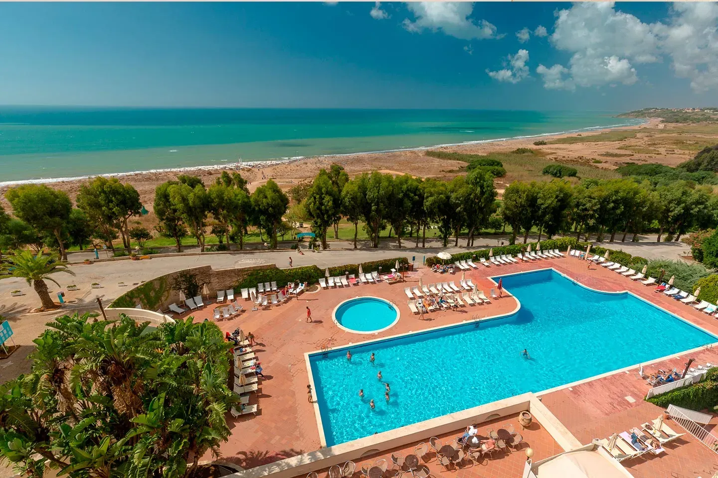 Hotel Paradise Beach Resort