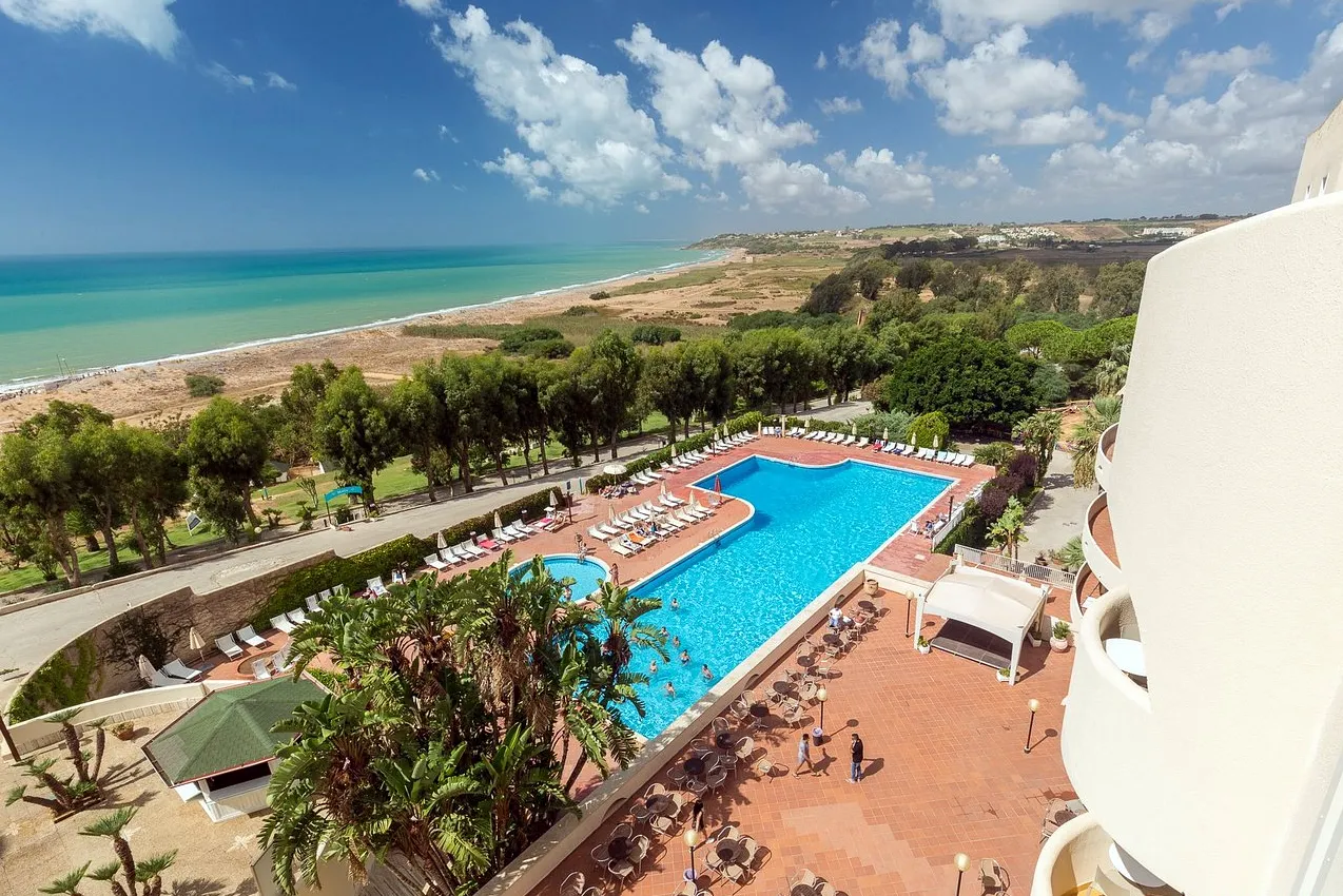 Paradise Beach Resort