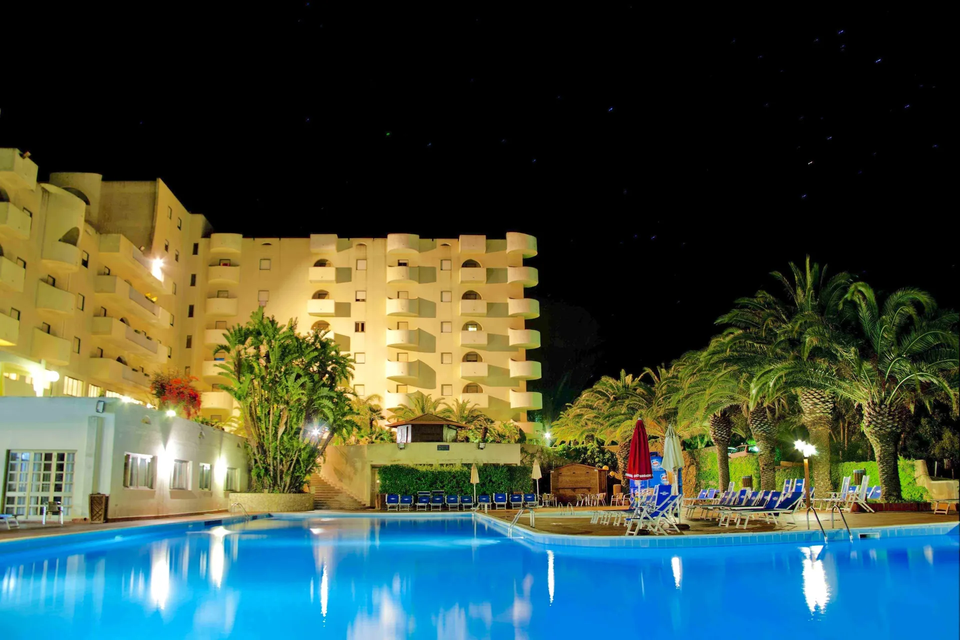 Paradise Beach Resort