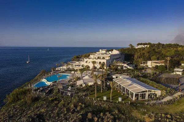 Hotel Therasia Resort Sea & Spa