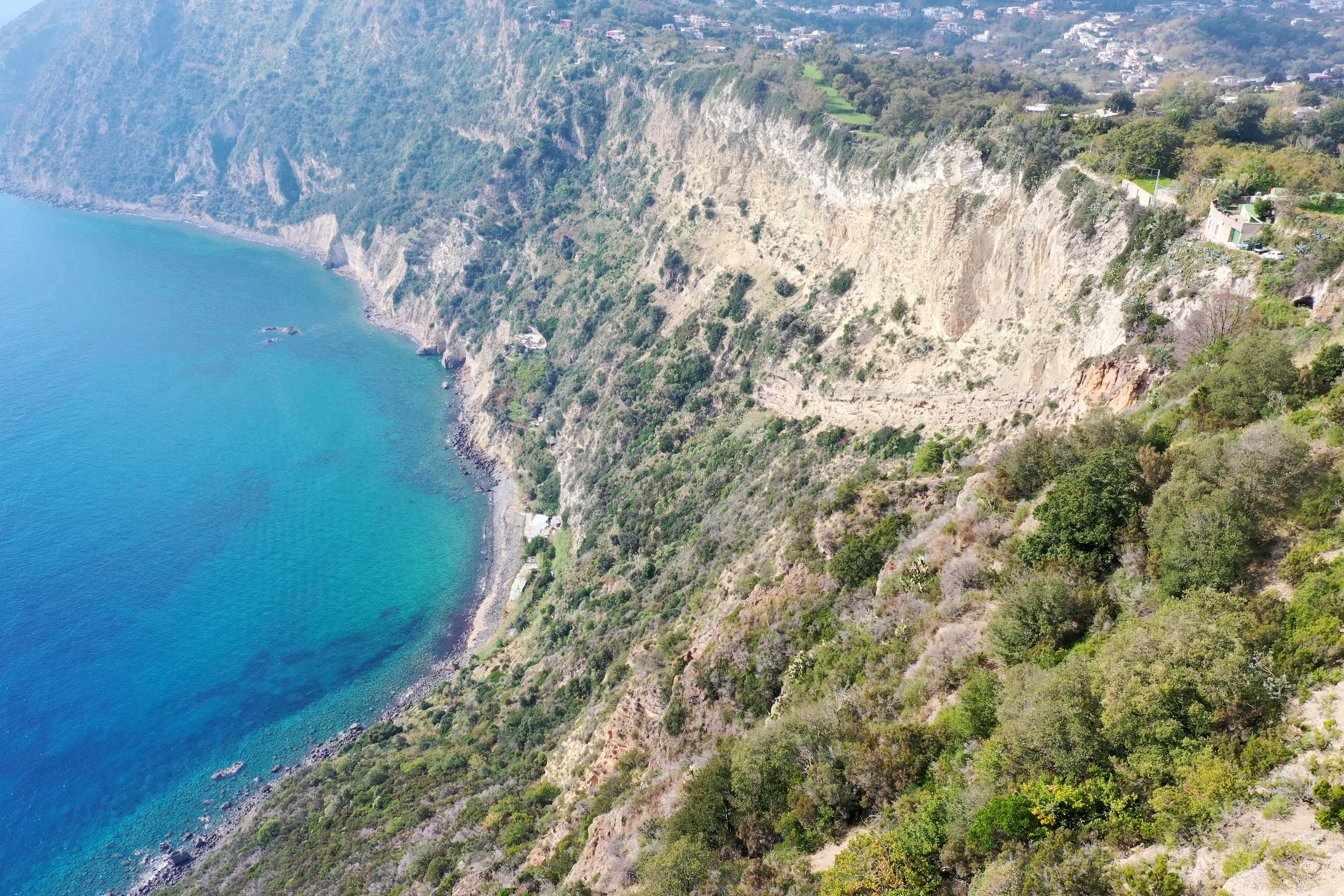 Panorama dal Monte Epomeo, il punto più alto dell'isola d'Ischia
